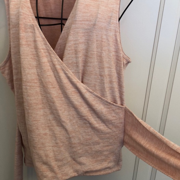 GAP pink knit wrap tank 💜💜💜 - Picture 2 of 3